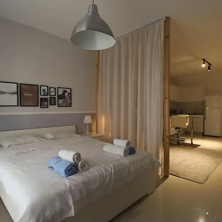 Riverside Life 143 Luxury Studio By Myguest Cyprus *