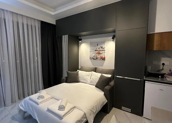 Riverside Life 143 Luxury By Myguest Cyprus *